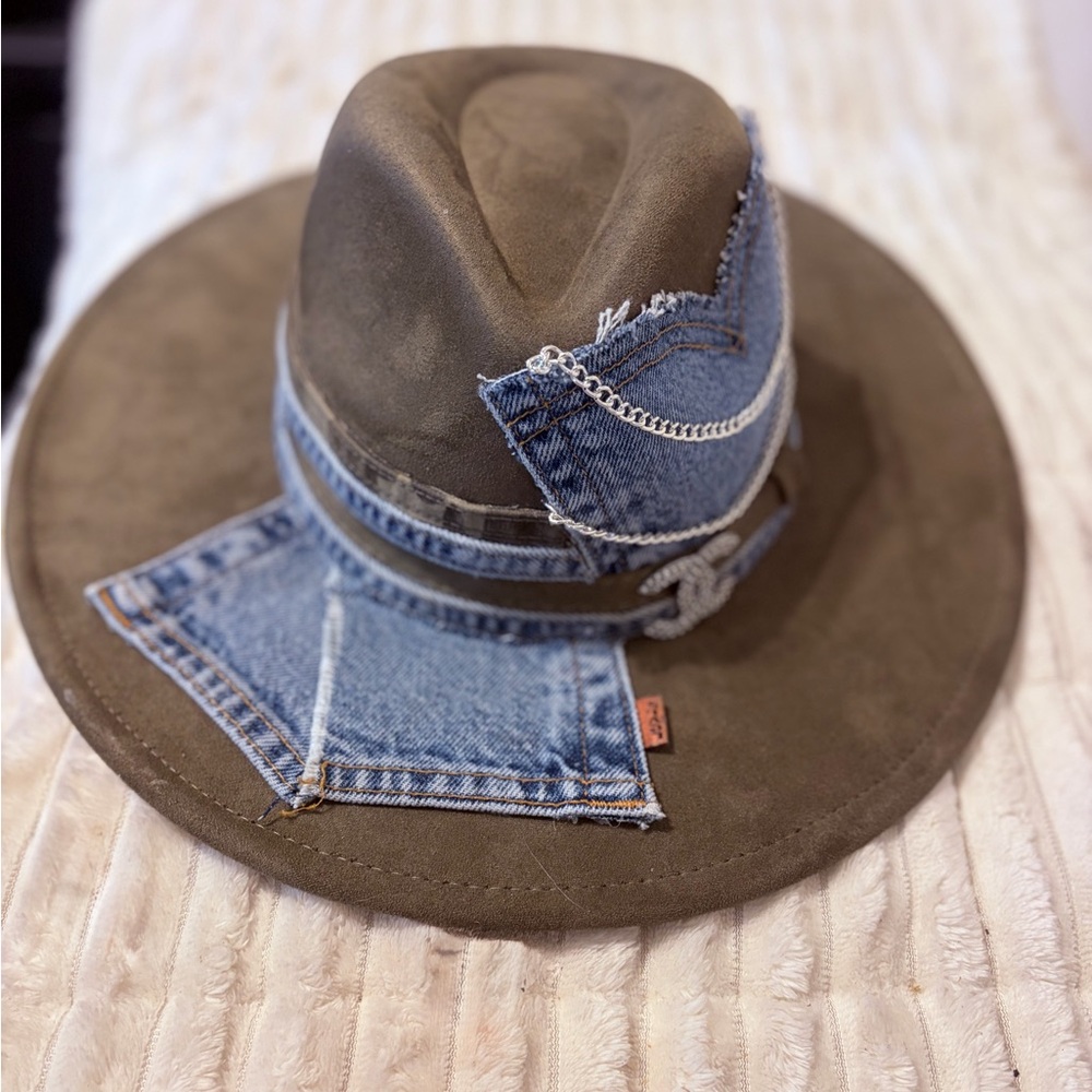 Stylish Denim Patchwork Hat - image 2